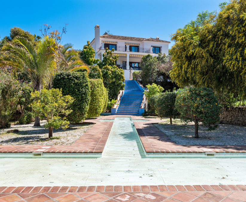 Exclusive villa for sale in Marbella East