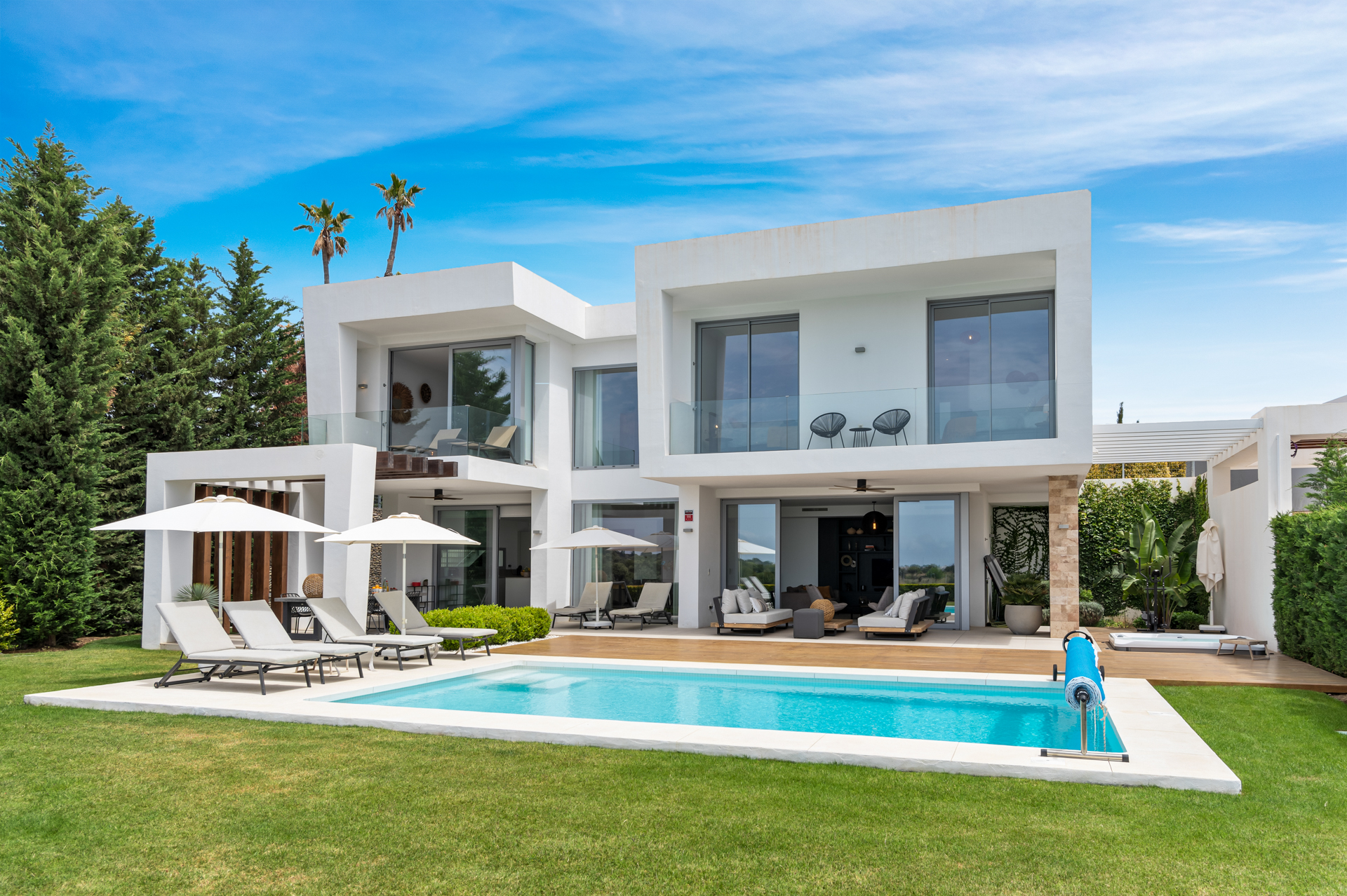 Santa Clara Golf, Marbella Investment Property